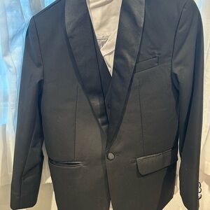Elegant Black Boy’s Tuxedo Jacket